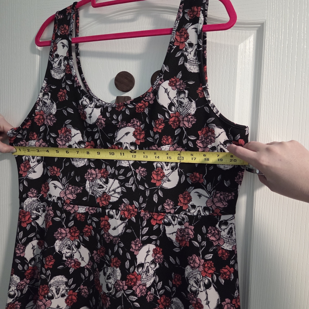 Torrid Floral Skull Scuba Skater Dress- Size 2x (I think- READ DESCRIPTION) - Picture 7 of 9